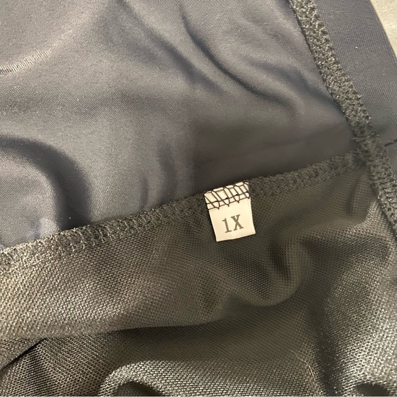 Rotita NWT High Waisted Black Swimwear Shorts - Picture 4 of 5